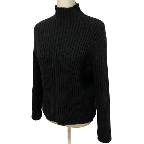 Steve Madden Black Ribbed Turtleneck Sweater - Picture 5 of 17